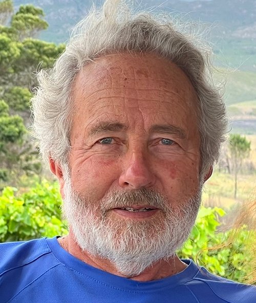 Prof Kobus Du Pisani